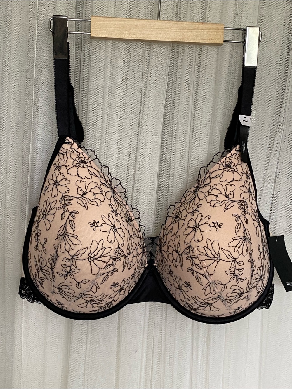NWT Déesse for Addition Elle Pink Floral Lace Bra with Black Trim 42H